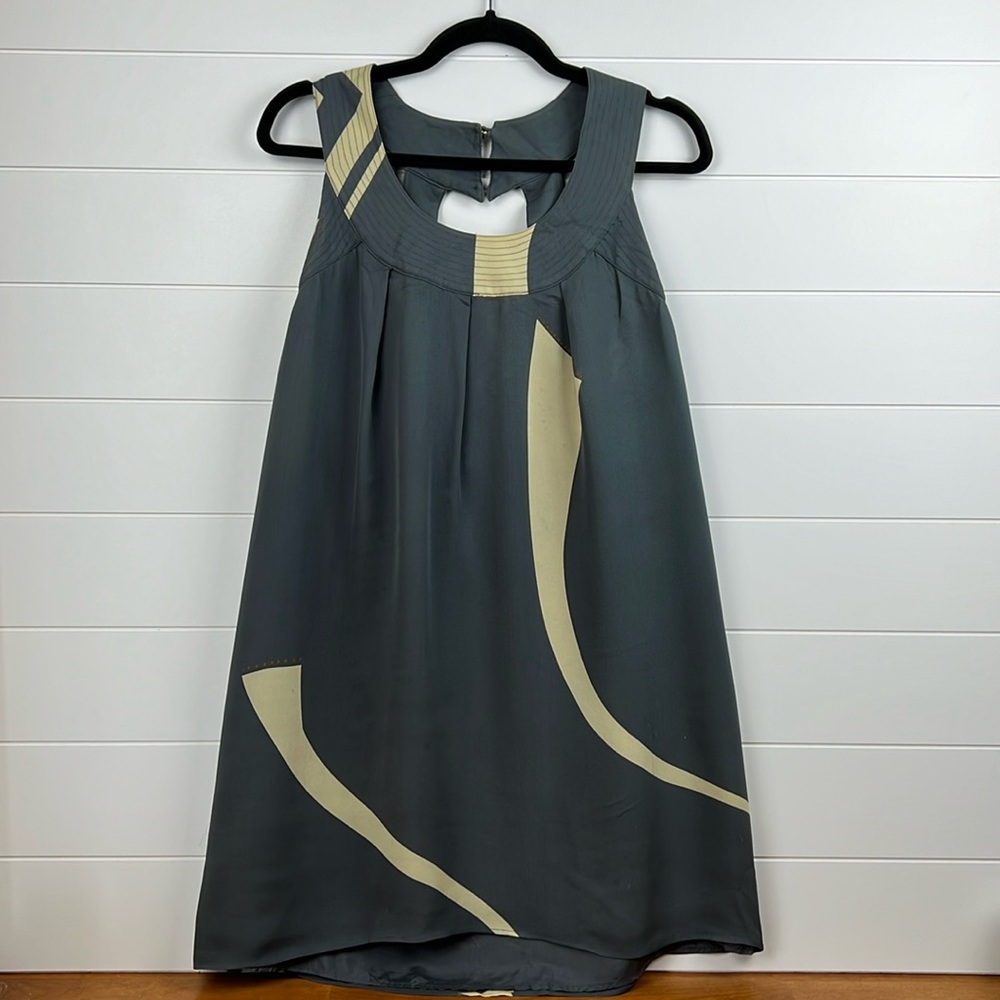 Lauren Moffat Silk shift dress size 4 silk